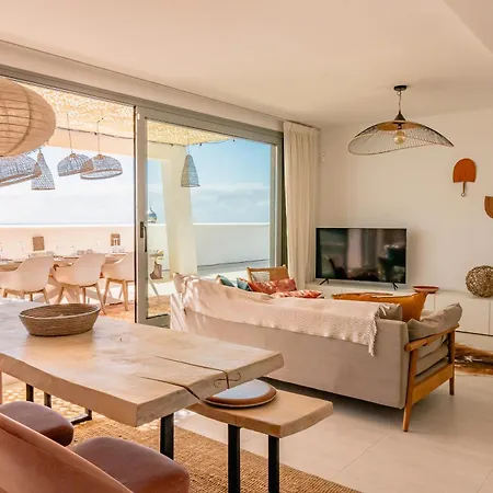 Vanian Gardens Apartment