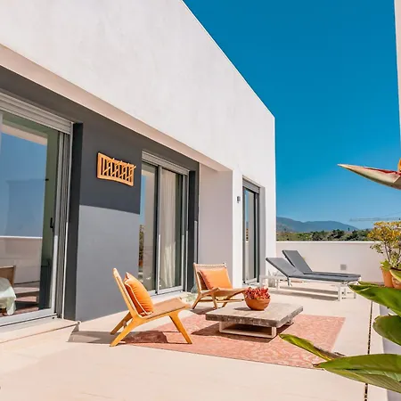 Luxury 4br Penthouse Xxl Terrace * Estepona
